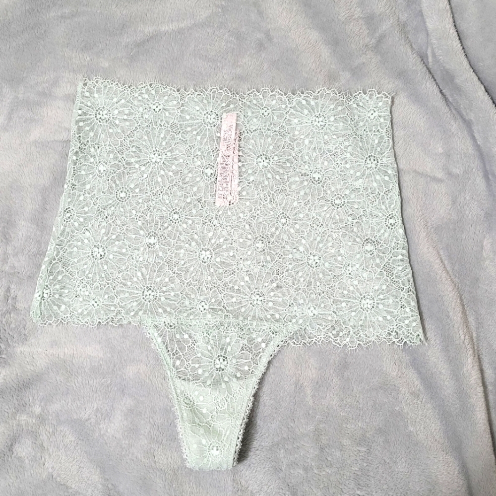 High waist lace thong